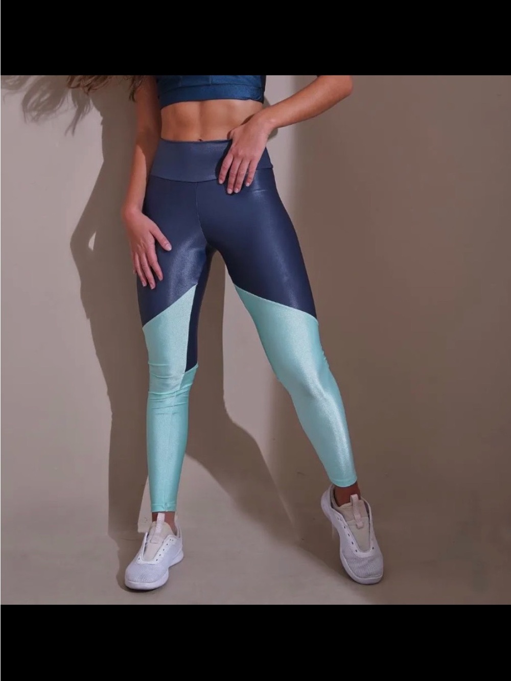 High-Waist Navy and Mint Colorblock Leggings